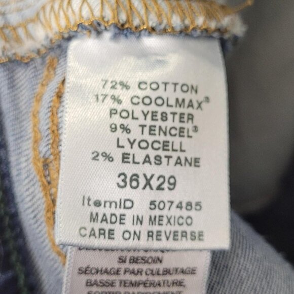 L.L. Bean Standard Fit 36x29 Straight Leg Blue Jeans - Picture 2 of 6